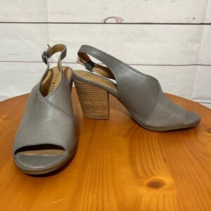 Lucky Brand Size 9 Ovrandie Classic Leather Slingback Adjustable Open-Toe Block